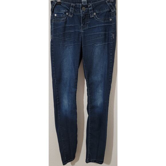 Maurices Dark Blue Mid Washed Skinny Women's Jeans XS Faux Front Pockets - Picture 1 of 4